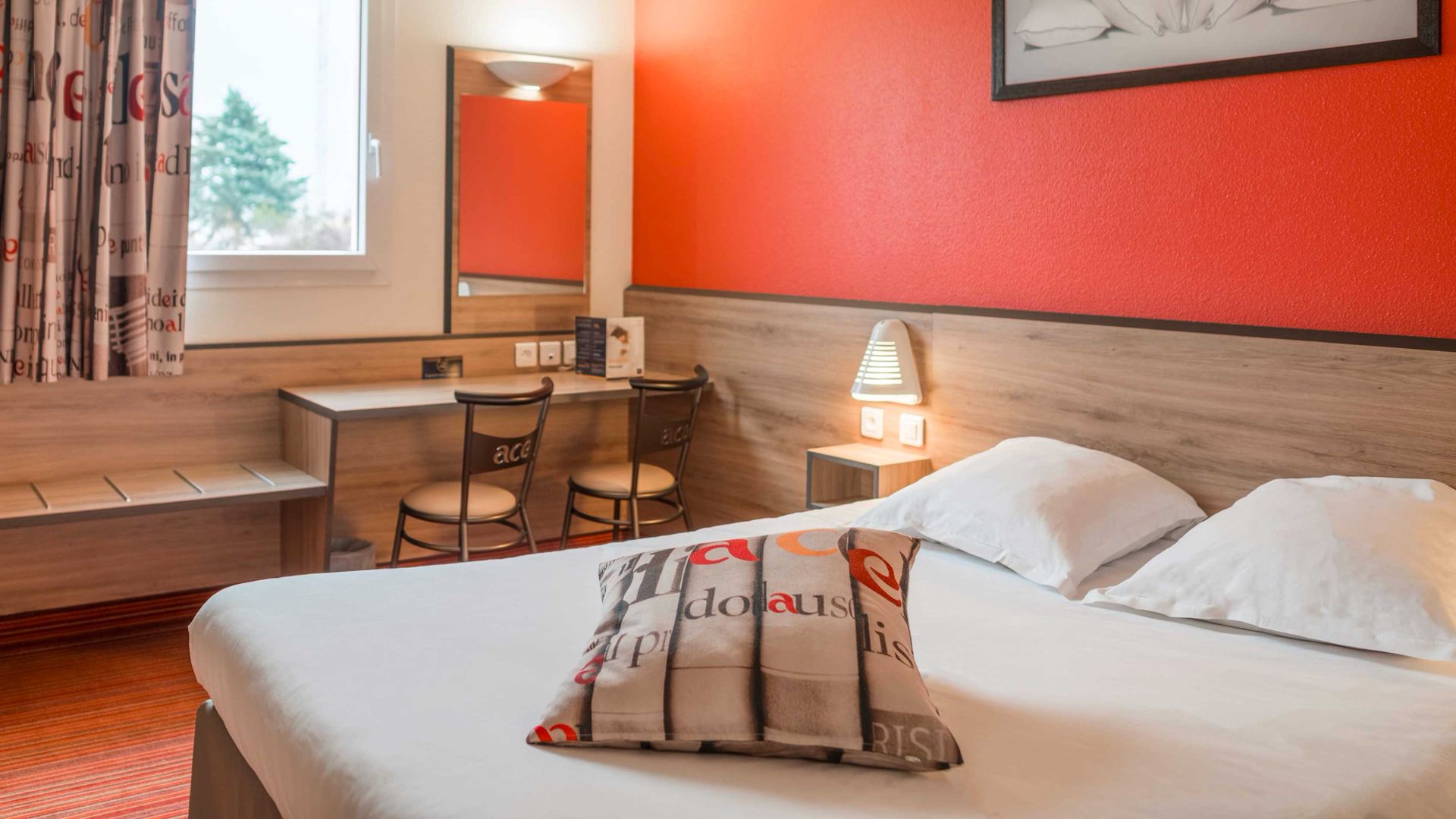 ACE Hôtel Chartres Le Coudray